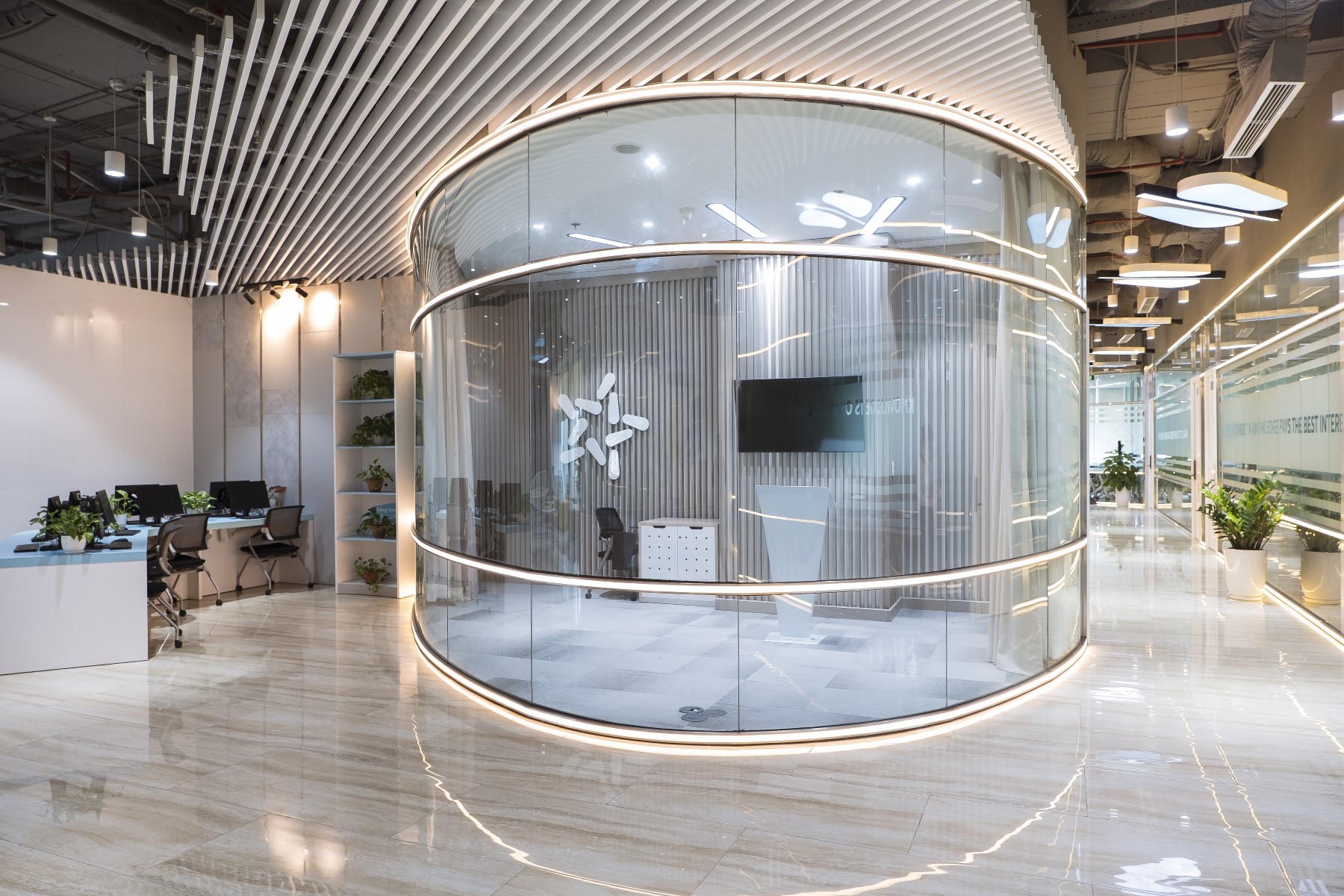 MB Bank VIP Privilege Lounge photo by minhatran visual